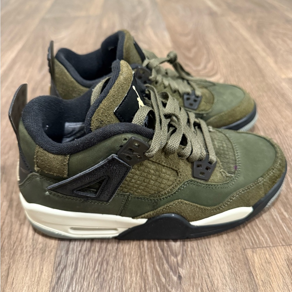 Air Jordan 4 retro